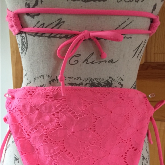 VS bathing suit - Picture 5 of 5